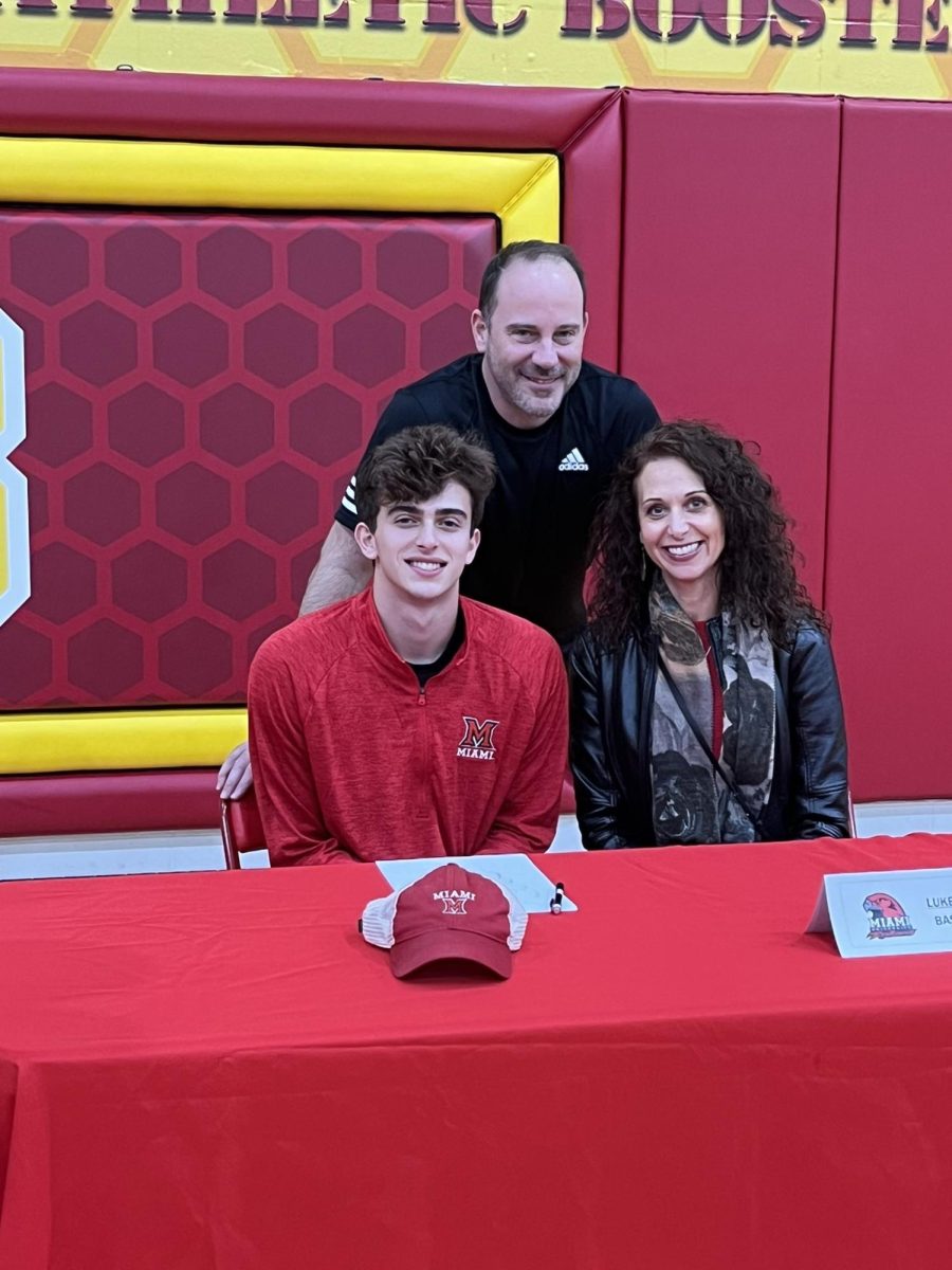 Luke Skaljac signs with Miami